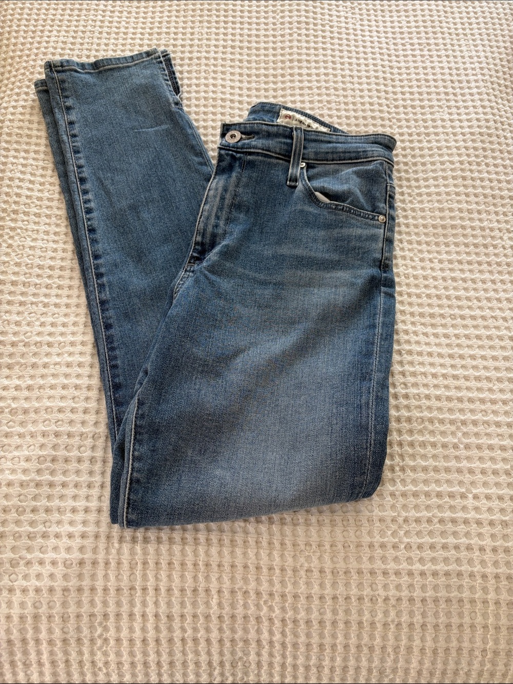 Ag Adriano Goldschmied Women's Skinny Jeans in Mid Blue Denim